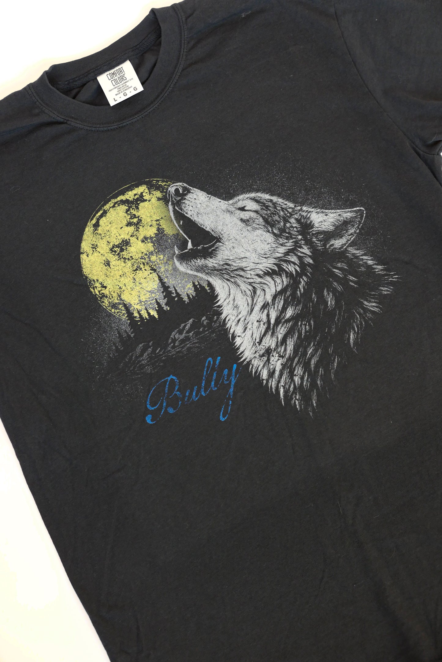 Wolf Tee